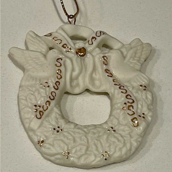 3 Vintage Porcelain Avon & ornaments - Picture 2 of 6